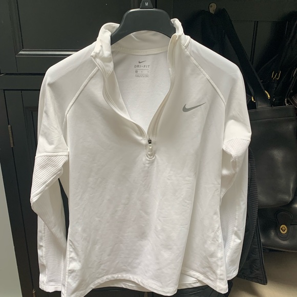 Nike Tops - Nike Dri-Fit 1/4 Zip pullover